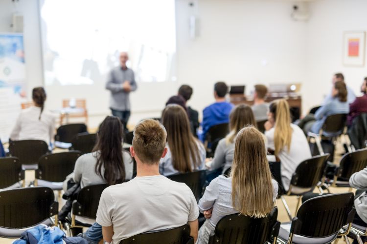 Better Focus During Lengthy College Lectures