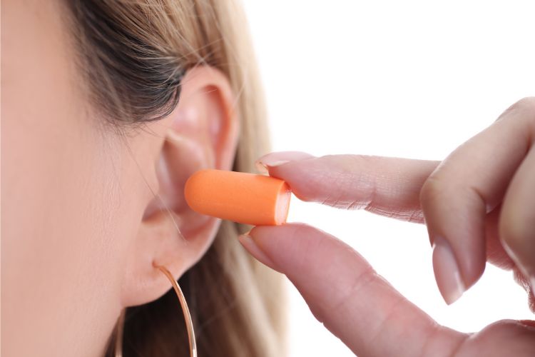 Earplugs to block out snoring noise